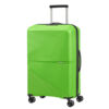 Kép 1/8 - American Tourister AIRCONIC 4-kerekes keményfedeles bőrönd 67 x 44 x 26 cm, világos zöld