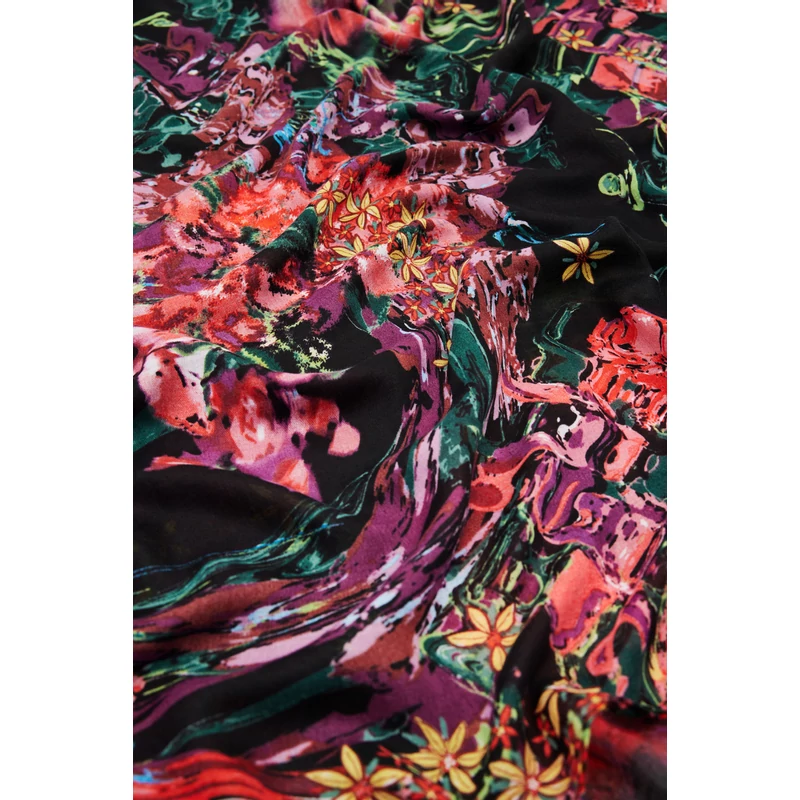 Desigual női divatsál, Flores Liquid, fekete, színes mintás