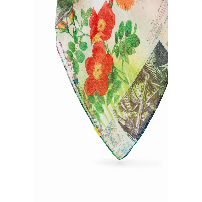 Desigual női divatsál, Newspaper Colors Rectangle, színes mintás