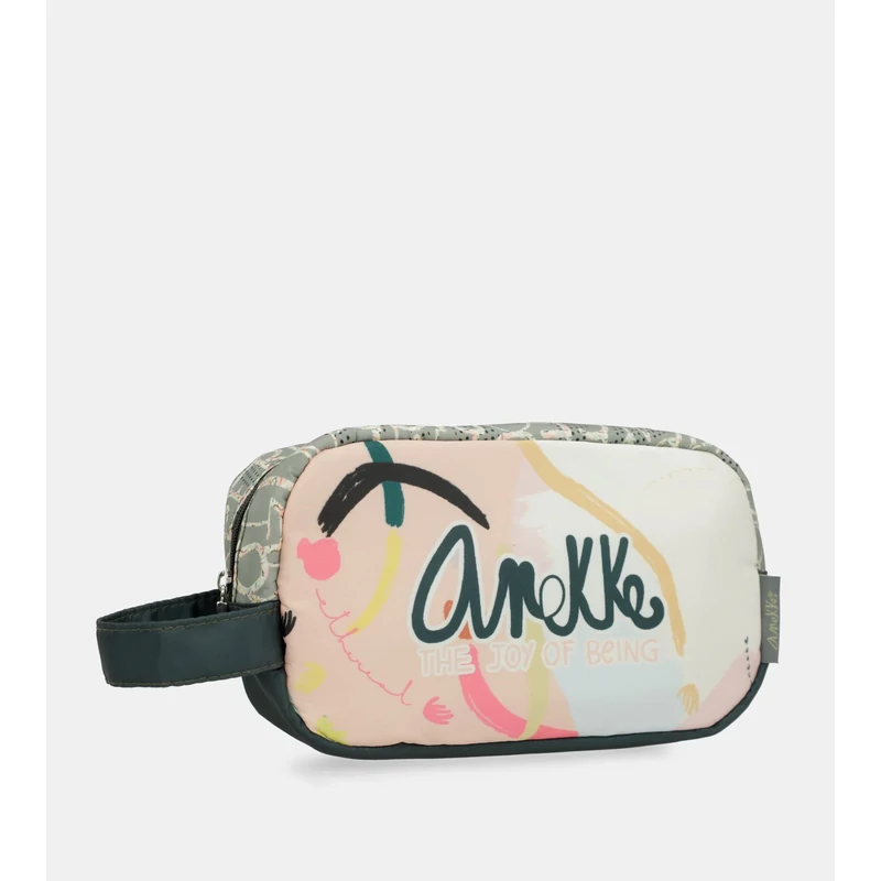 Anekke Smart, neszeszer