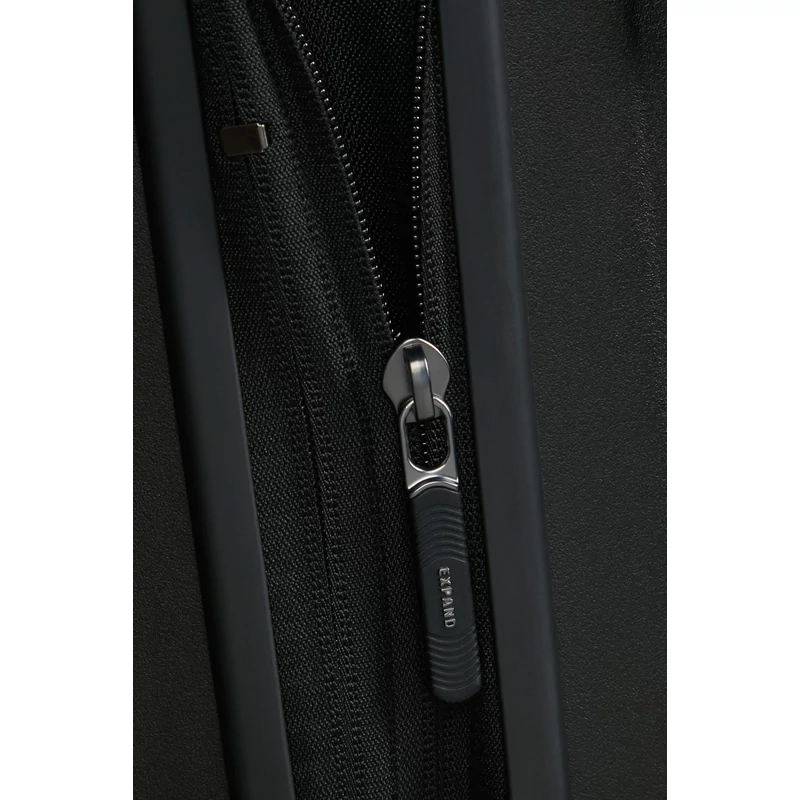 Samsonite Restackd spinner 4-kerekes keményfedeles bővíthető kabin bőrönd 55 x 40 x 20/23 cm, fekete
