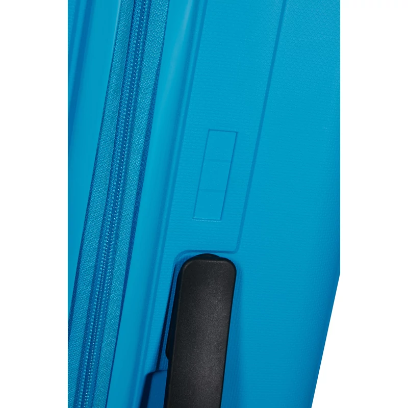 American Tourister Rejoy 4-kerekes keményfedeles bőrönd 68 x 47 x 26 cm, világos kék