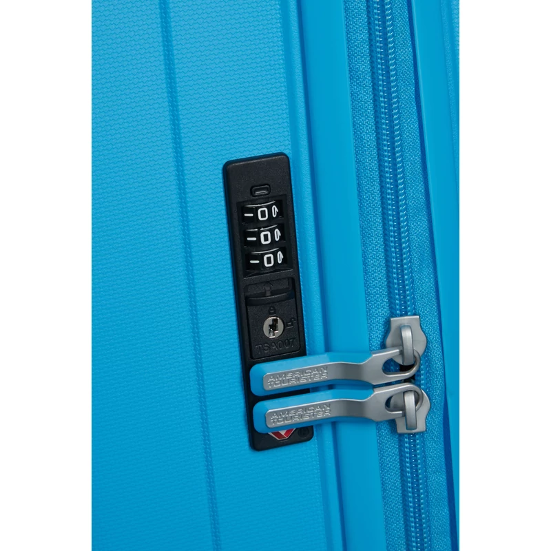 American Tourister Rejoy 4-kerekes keményfedeles bőrönd 68 x 47 x 26 cm, világos kék